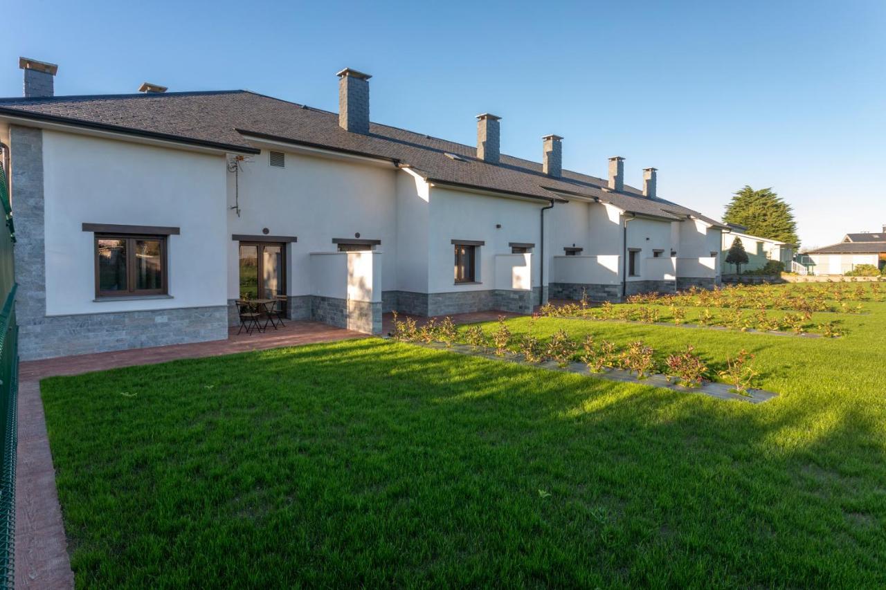 Hacienda El Esteiro - Villas Vacacionales Tapia De Casariego Bagian luar foto